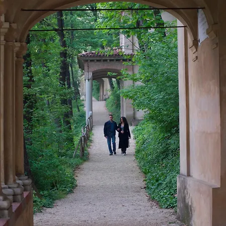 Tenuta Tenaglia * Serralunga di Crea